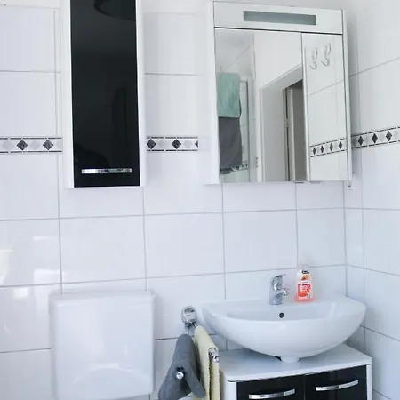 With Easy Access To Downtown And Park